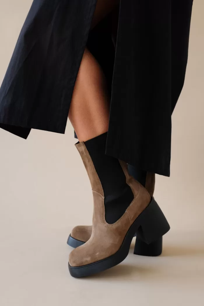 Shoes | VAGABOND Brooke Suede Boots Mud