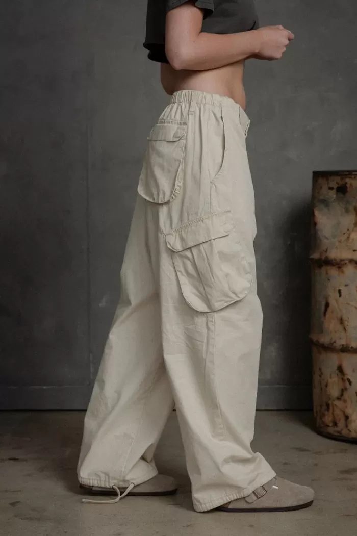 Pants & Bottoms | ELWOOD Freight Pant Sand