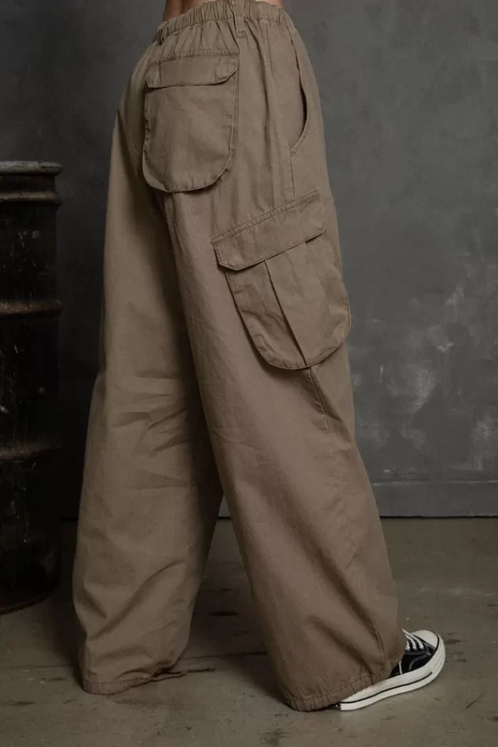 Pants & Bottoms | ELWOOD Freight Pant Mocha