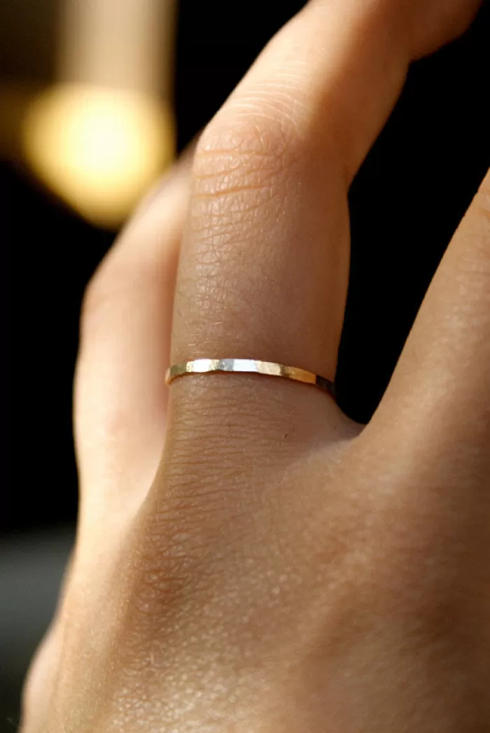 Rings | HANNAH NAOMI Hammered Medium Stacking Ring Gold