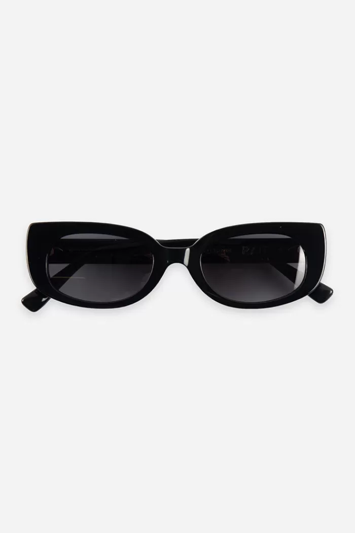 Sunglasses | RAIE EYEWEAR The Lucky Clover Black